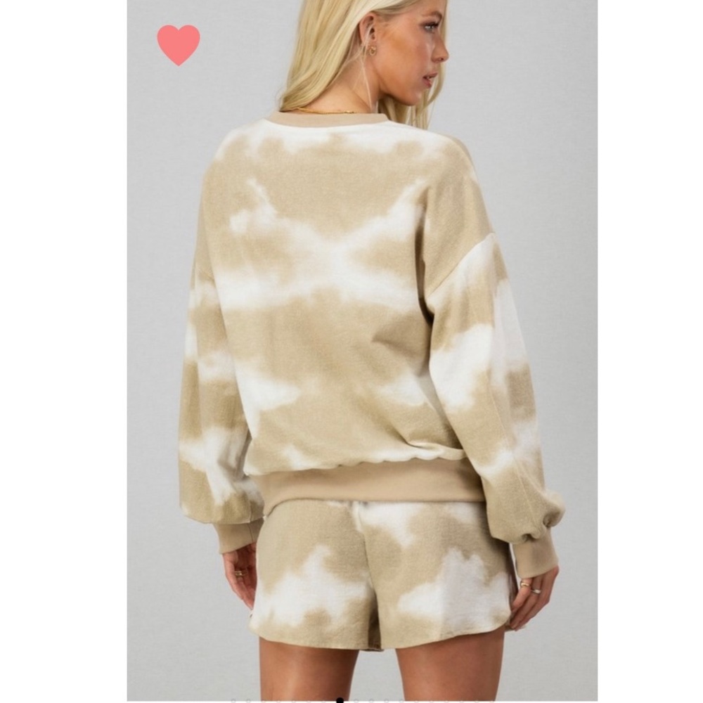 Tan tie dye loungewear set shorts and top - Picture 7 of 7